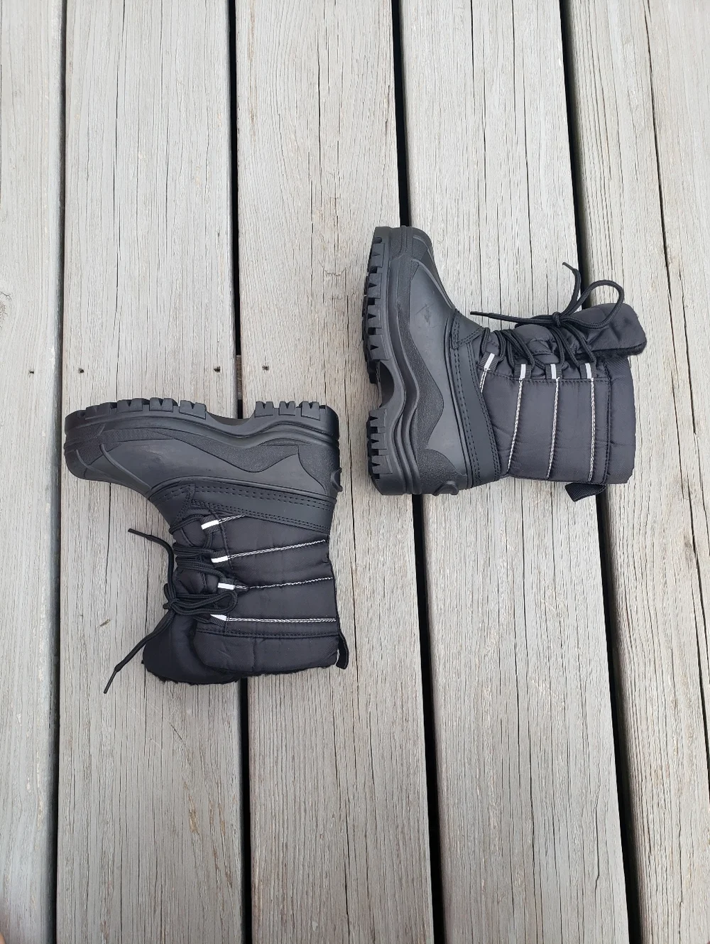 Snow Boots Insulated Waterproof Size 11 - Nwot